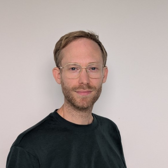 Dr Jonathan Pincott